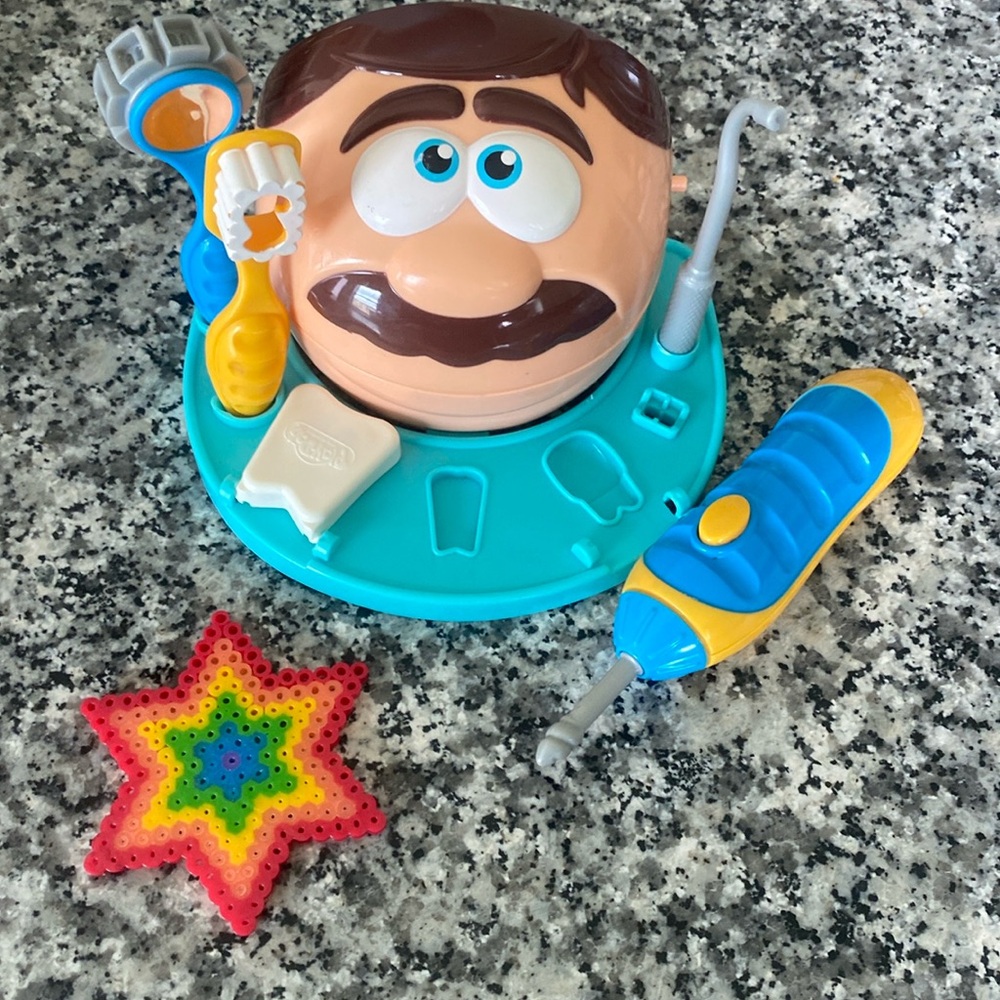 Playdoh Doctor Drill N Fill set